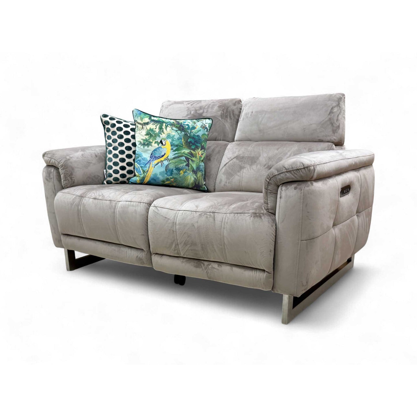 Close-up of the Telescopic Power Headrest raised for optimal neck and head support.