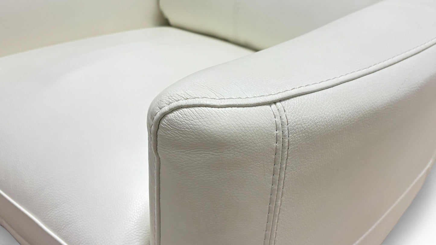 World of Leather 'Petit' Bv-744d Star White Leather Power Recliner Chair