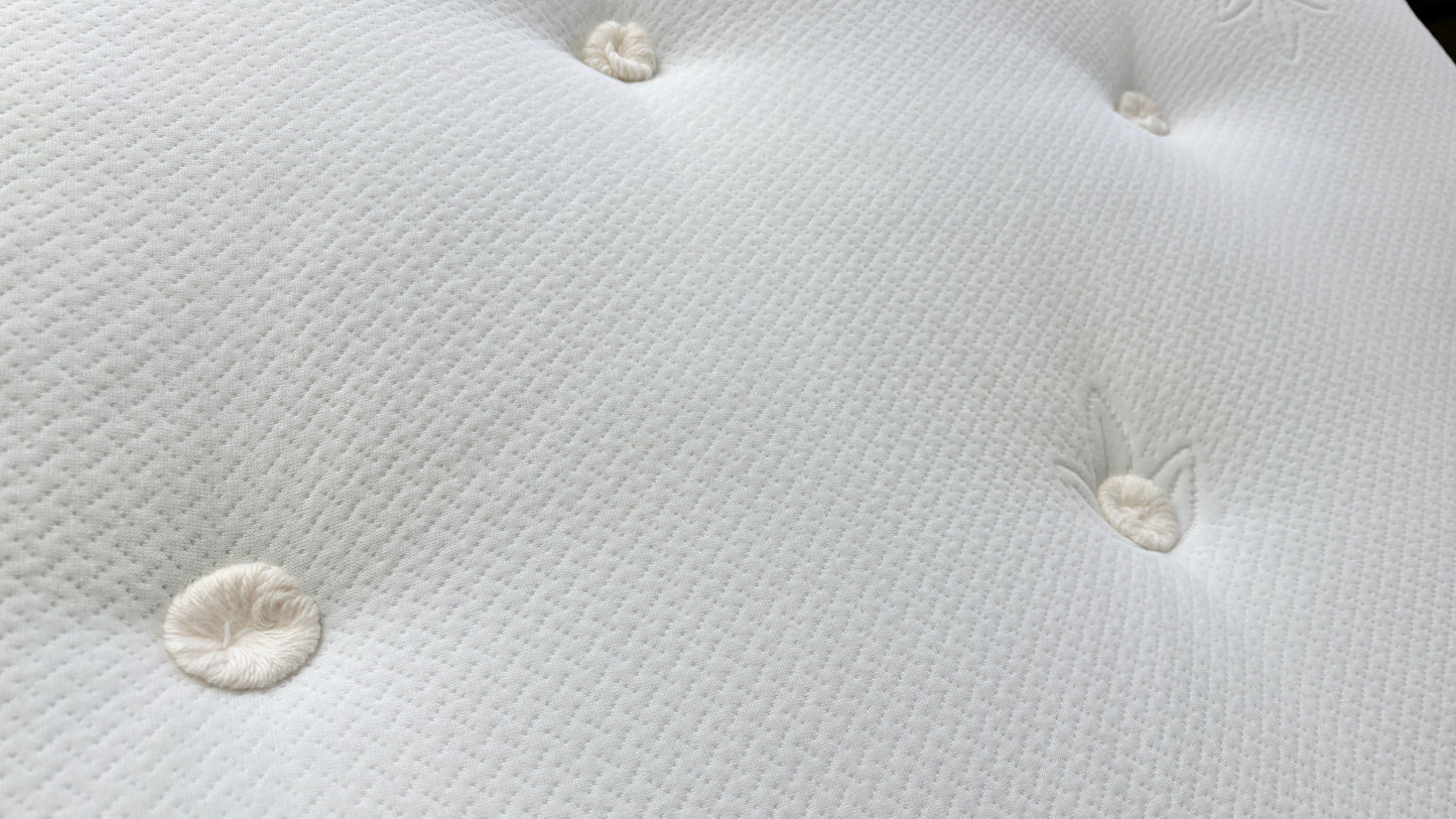 Silentnight Eco Comfort Breathe 2000 Pillowtop Mattress - Double