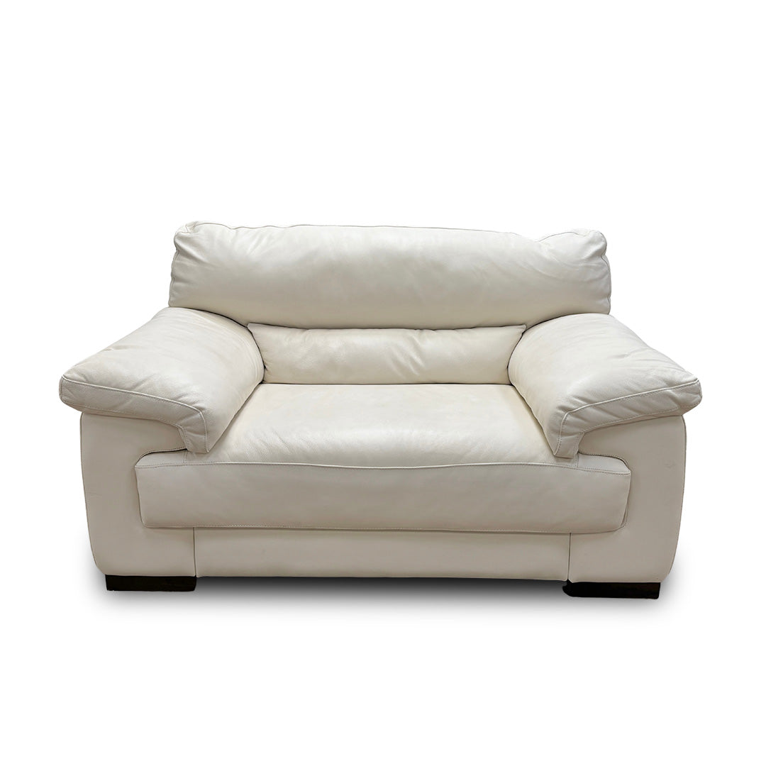 ‘Santino’ Leather Hampshire Aspen White 30017 Loveseat