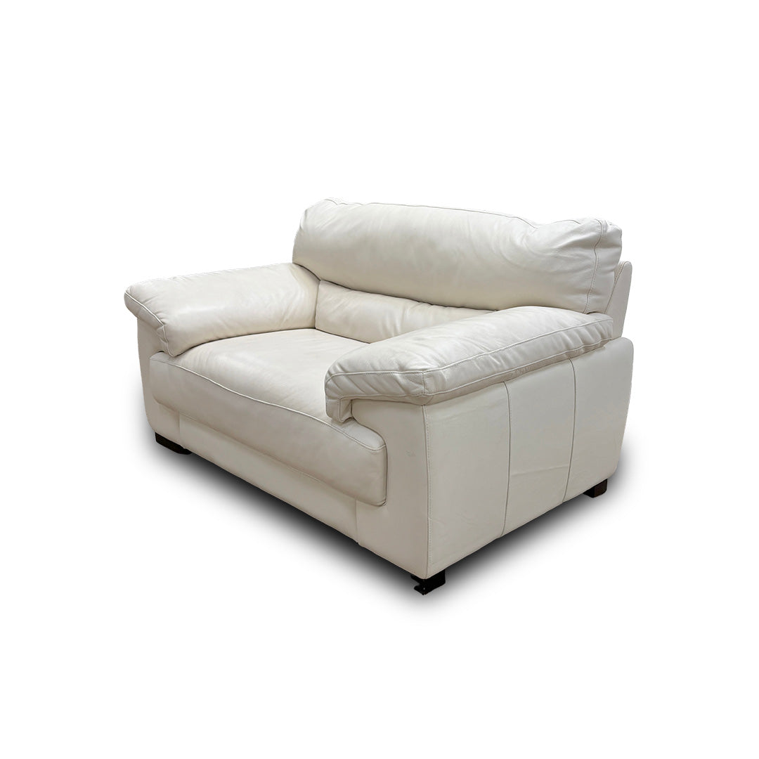 ‘Santino’ Leather Hampshire Aspen White 30017 Loveseat