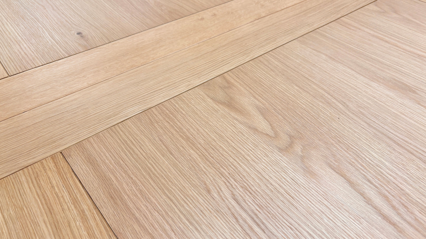 ‘Augusta’ Solid Oak Large Rectangular Extending Dining Table