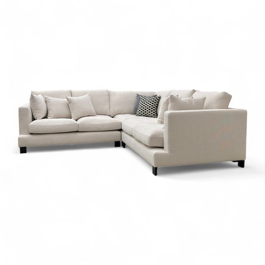 Dwell ‘Lugano’ Ivory Jagger Fabric 2 Corner 2 Sofa