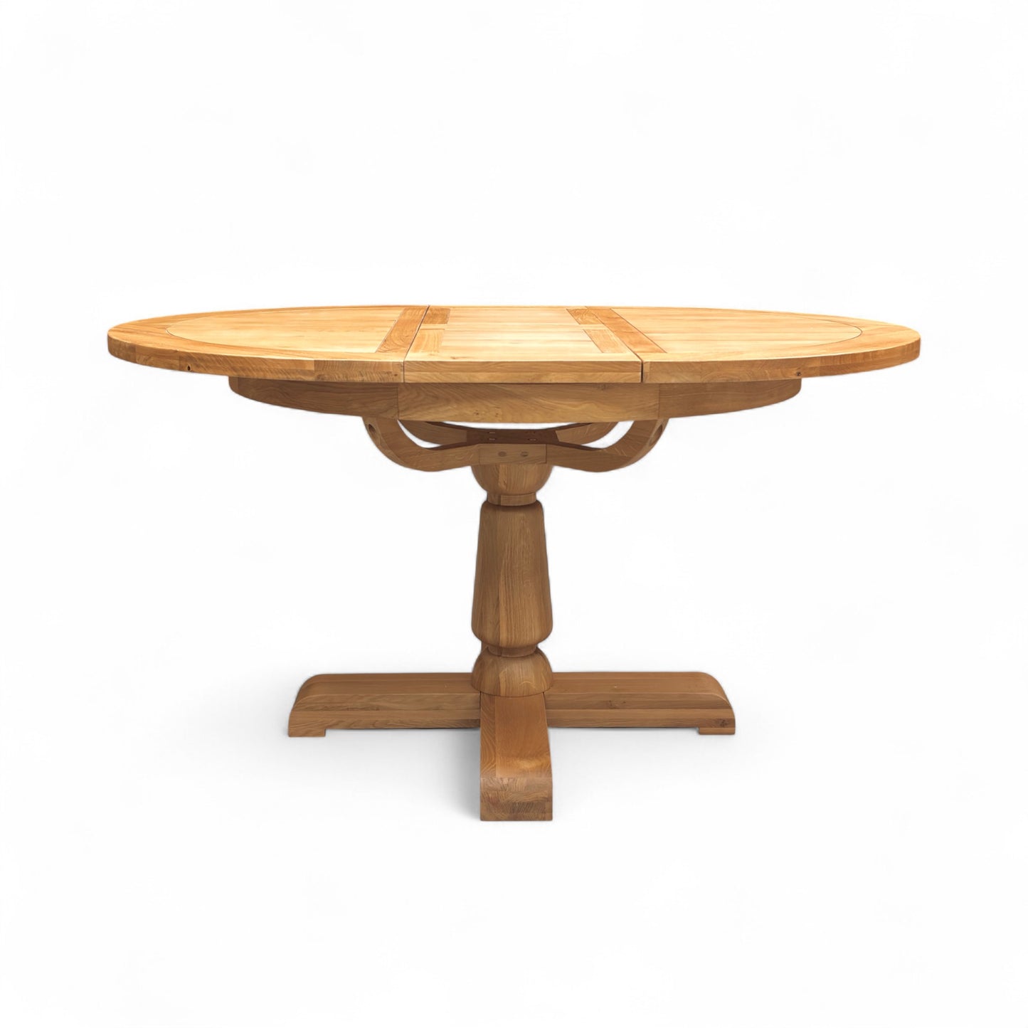 Furnitureland ‘Augusta’ Solid Oak 110cm Round Extending Dining Table with Wooden Legs