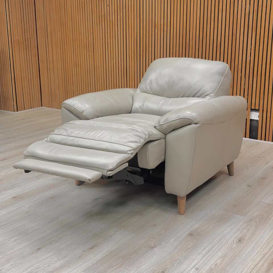 ‘Silverstone’ Cat-60:23 Lead Grey Leather Power Recliner Armchair