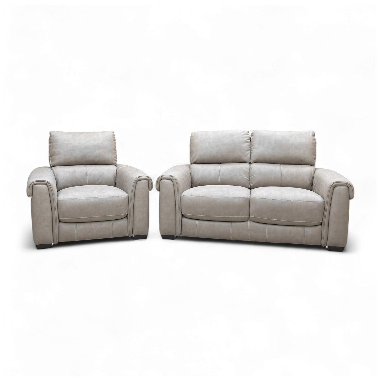 Full view of the 2-seater sofa and the single armchair together.
