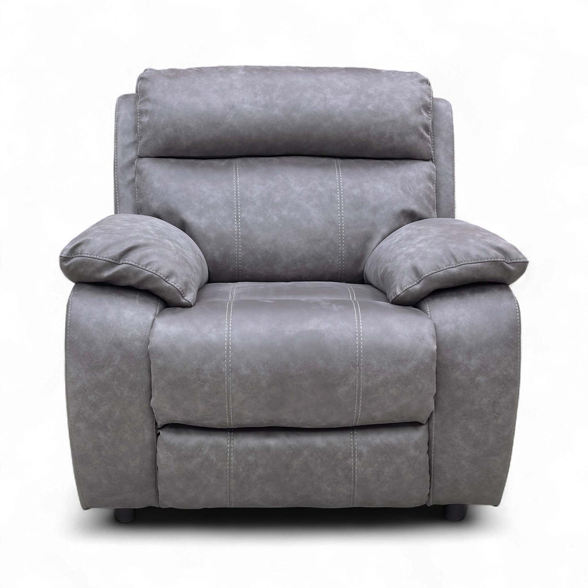 Frontal view of the ‘Moreno’ Armchair, emphasizing the thick, high-density foam seat cushion and fixed back cushion with spring support.