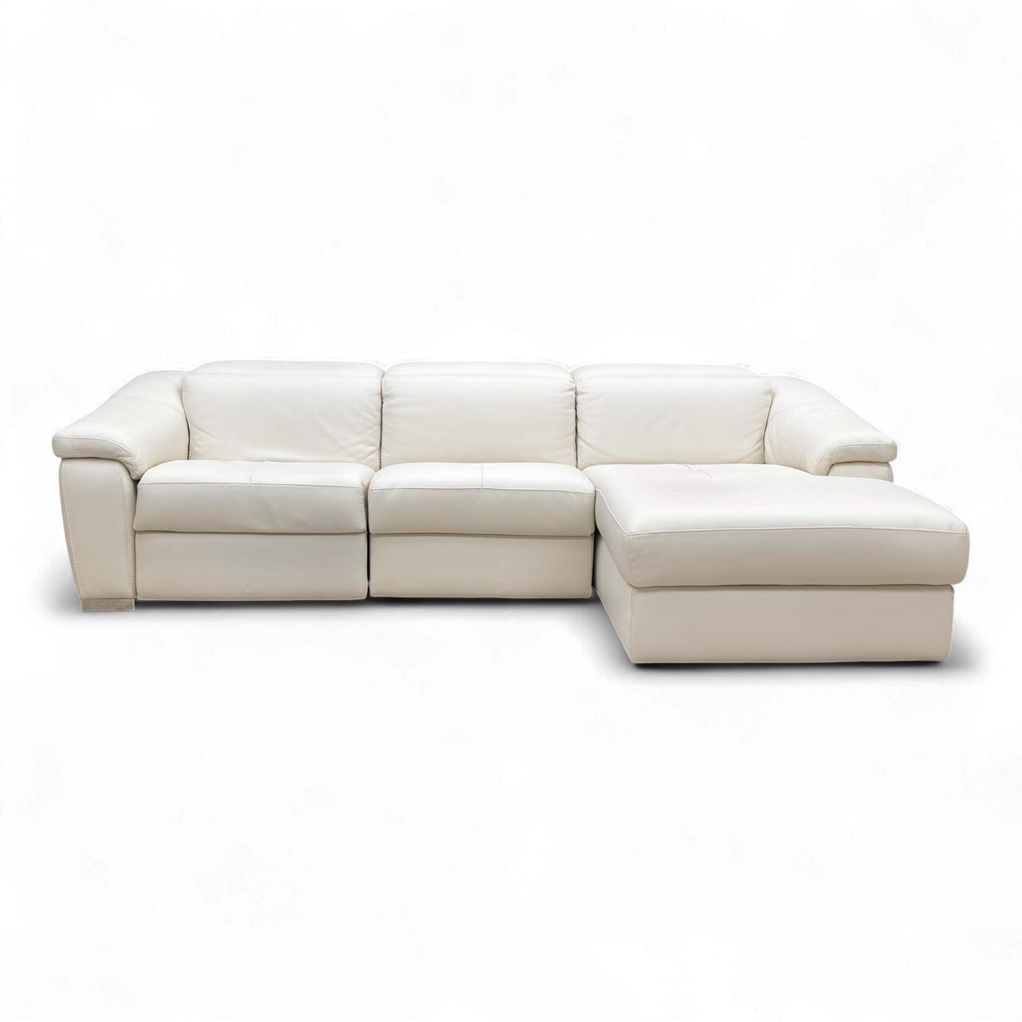 Full front view of the Nicoletti ‘Galileo’ Right-Hand Facing Chaise Sofa, upholstered in Torello Bianco White 93 Ch Leather.