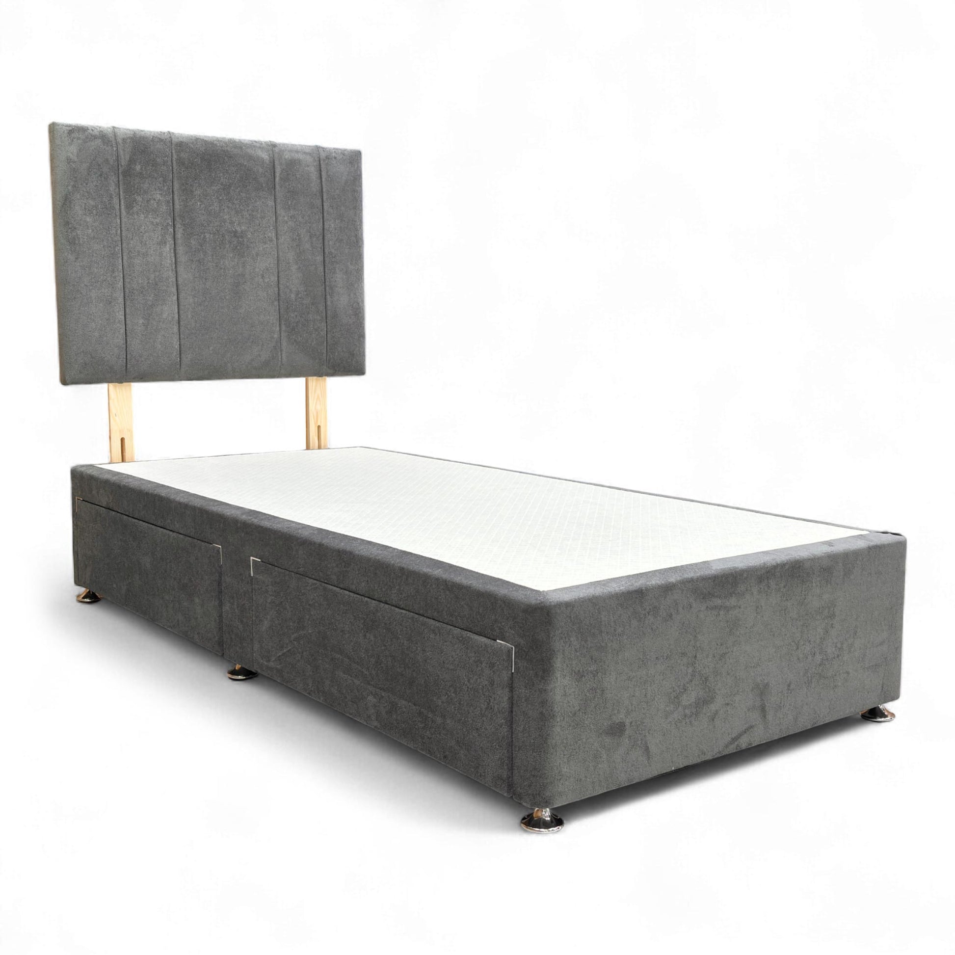 Frontal view of the foot end of the divan base.