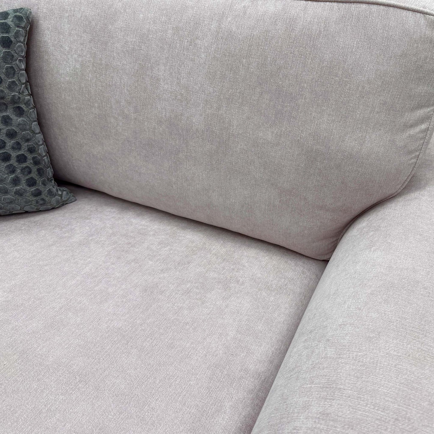 Close-up of the Lilac Plaza Linen lightly brushed, plain weave fabric texture.