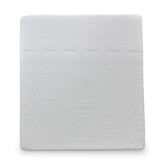 Full view of the Emma ‘Diamond’ Super King hybrid mattress showcasing its quilted deluxe cover.