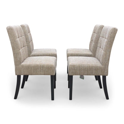 Side profile of the 'Akita' chair, emphasizing the 93cm height and ergonomic design.