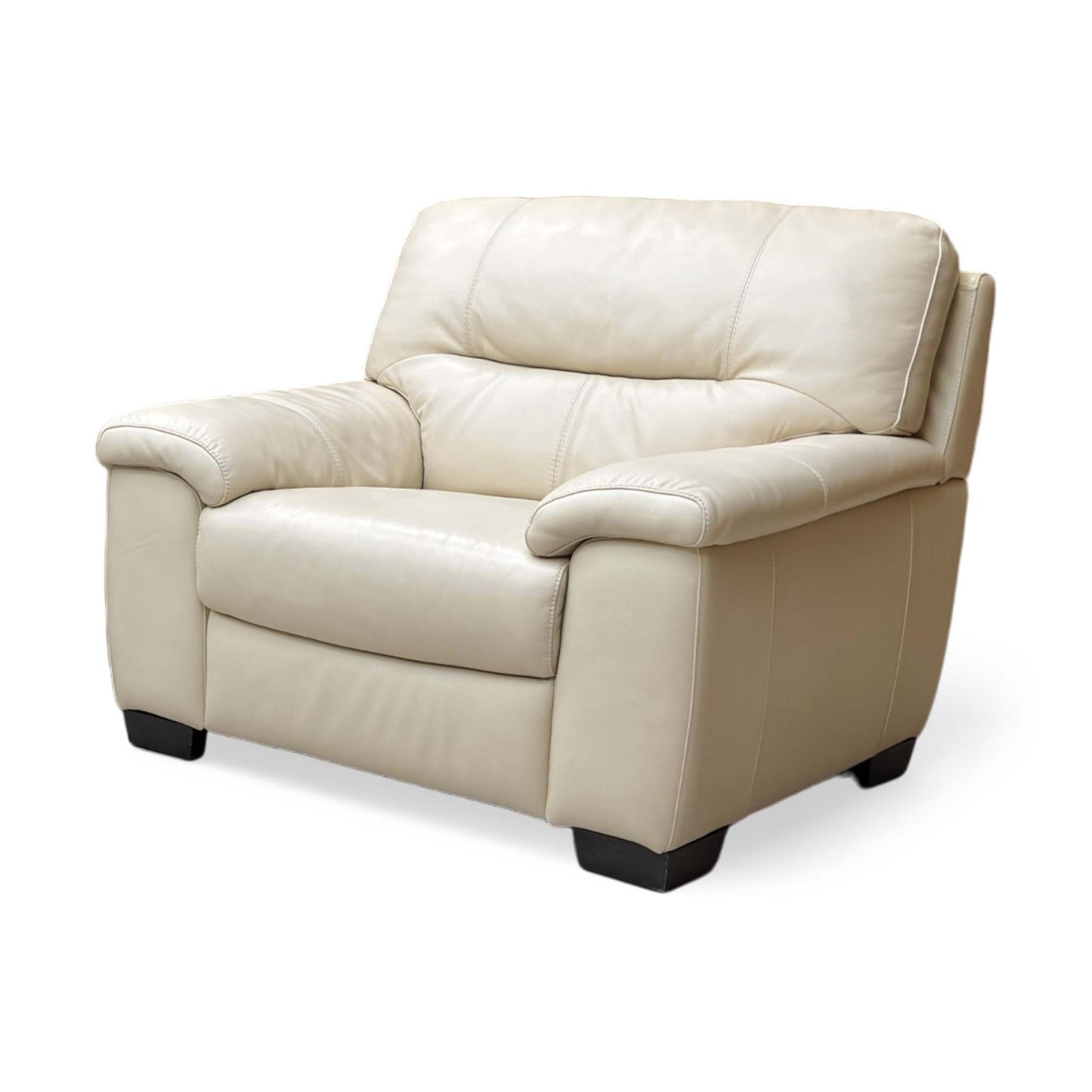 World of Leather ‘Hetty’ Bisque Nc-862c Leather Chair