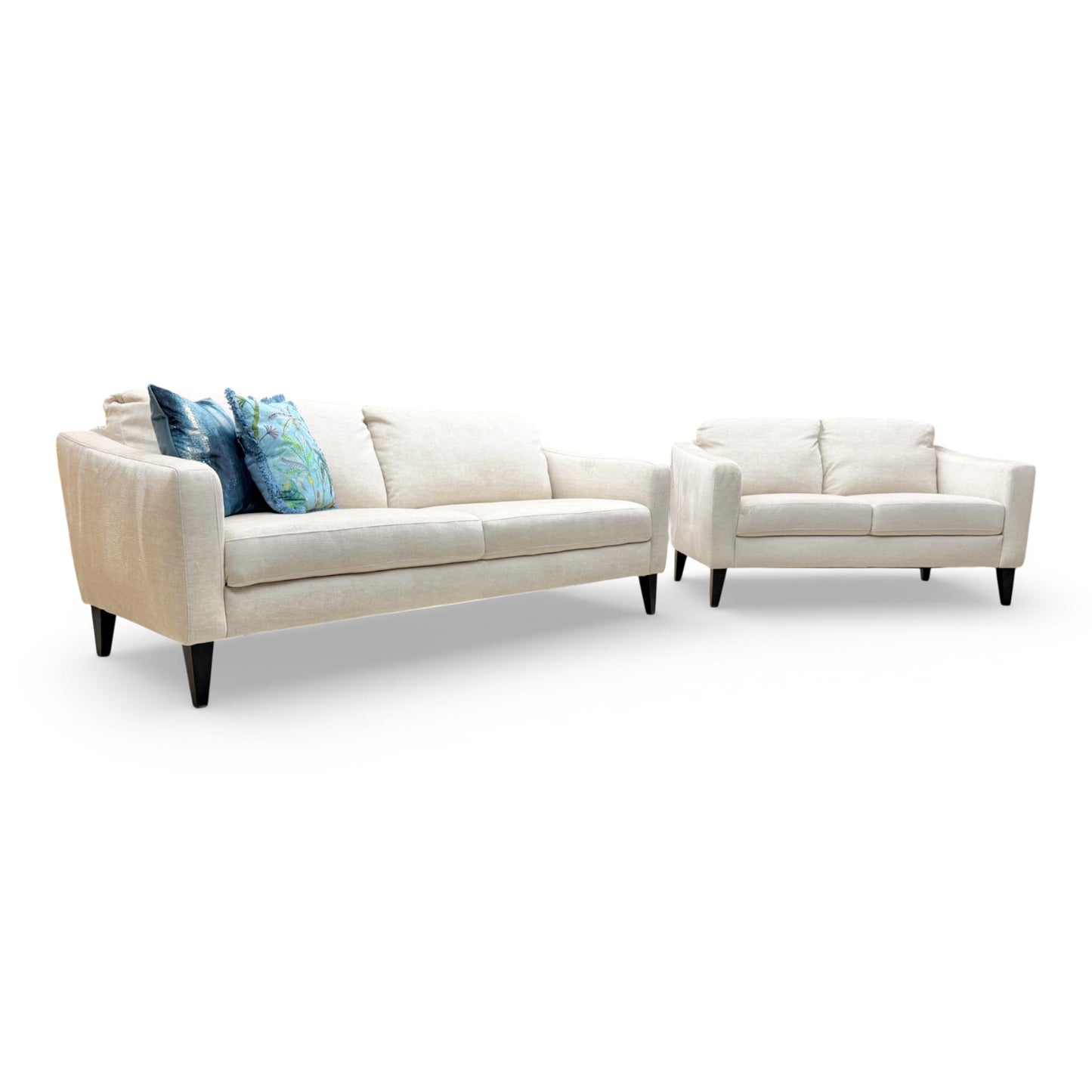 Full view of the Oslo Vogue 3-seater sofa, illustrating its generous proportions and clean, minimalist lines.