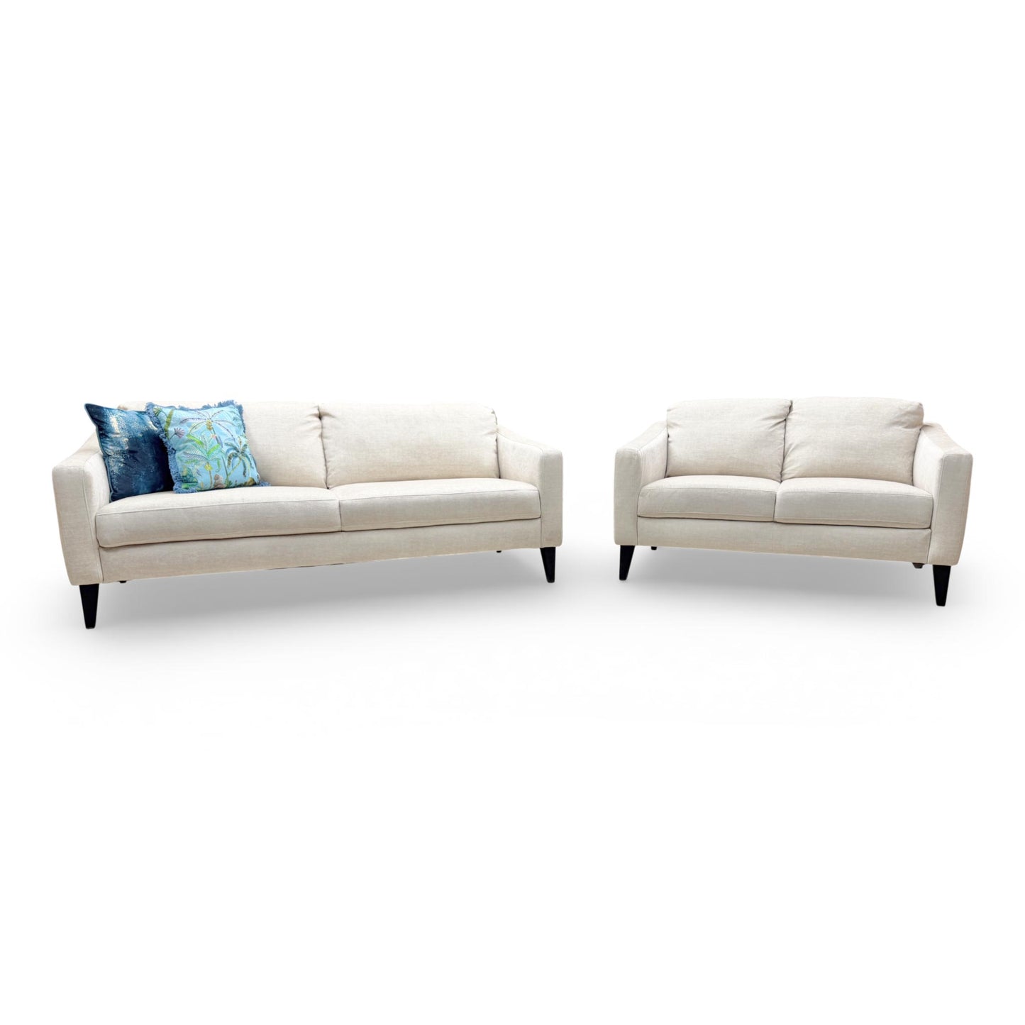 Front view of the Oslo Vogue 3-seater sofa, illustrating its generous proportions and clean, minimalist lines.