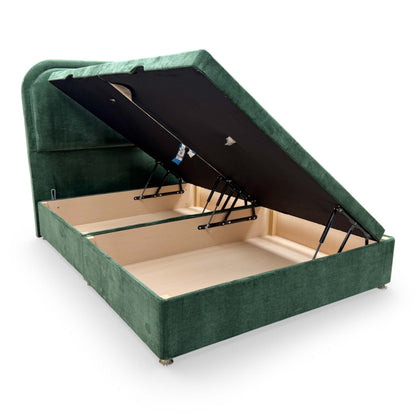 Close-up of the side-lift handle and mechanism, highlighting the practical functionality of the ‘Warwick’ storage base.