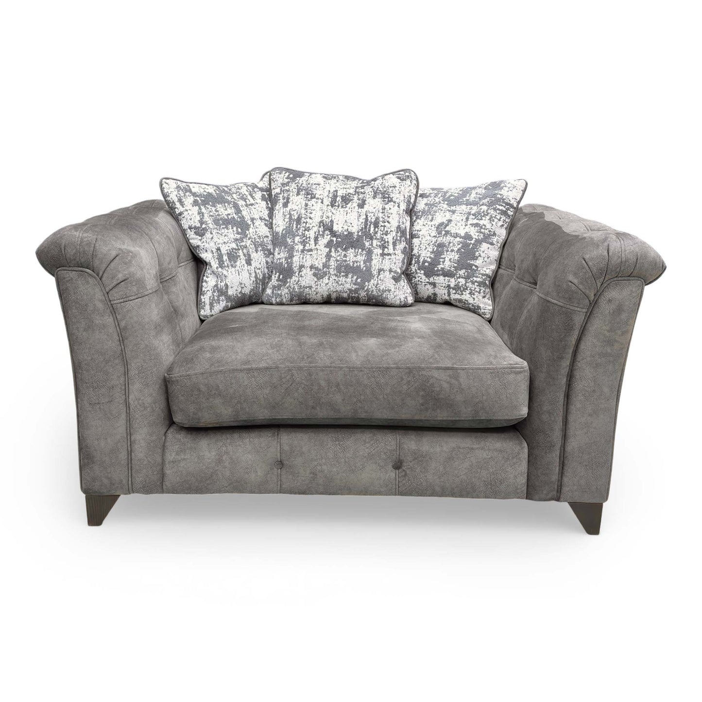 Front view of the Boutique ‘Aura’ Kenzo 2-seater scatter back love chair in sumptuous mink velvet.