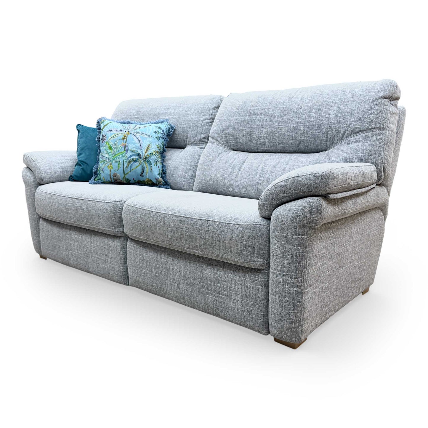 Side profile view of the ‘Seattle’ B932 sofa showcasing the deep seating and supportive backrest design.