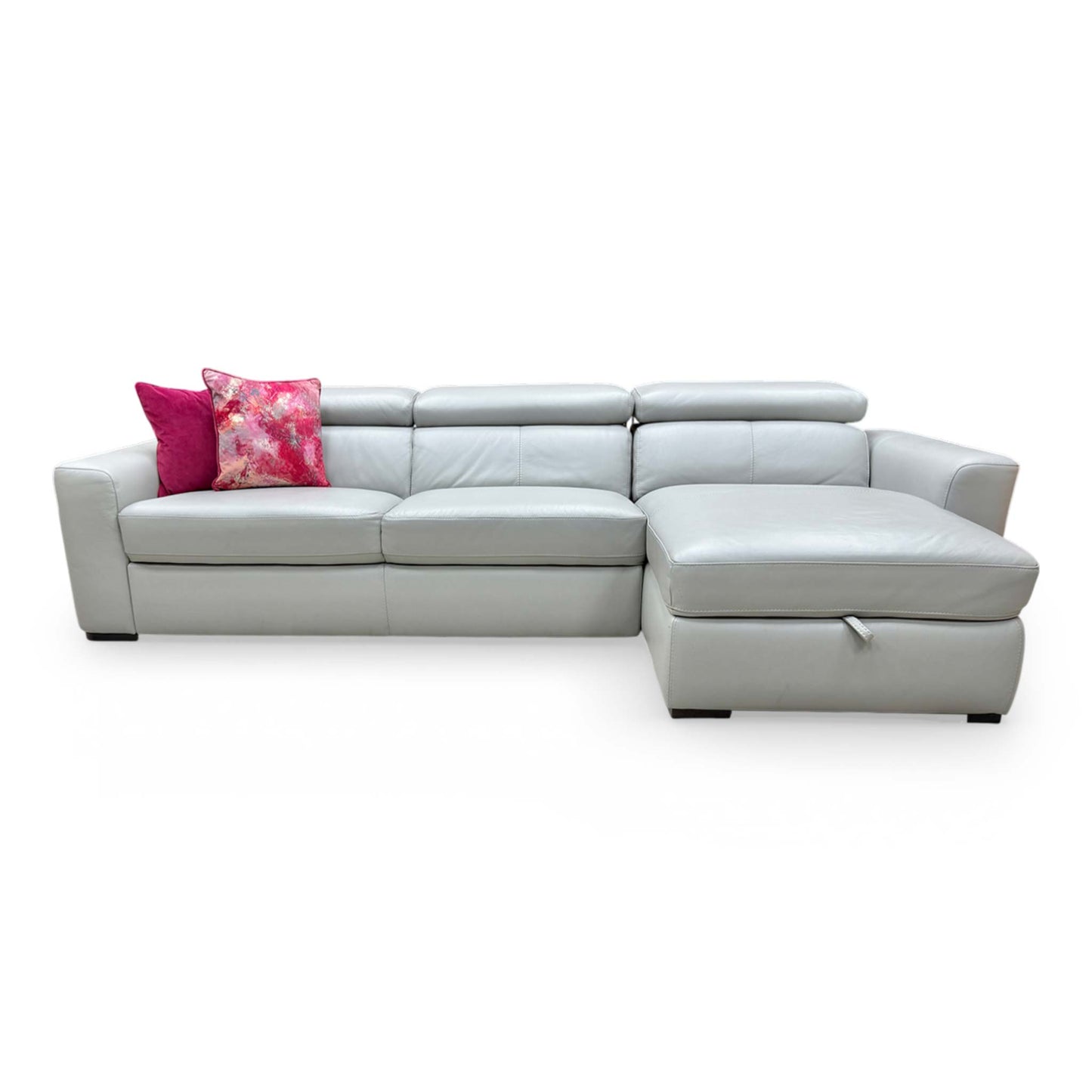 Front view of the World of Leather ‘Infinity’ NC-251E grey leather right hand facing corner chaise sofa.