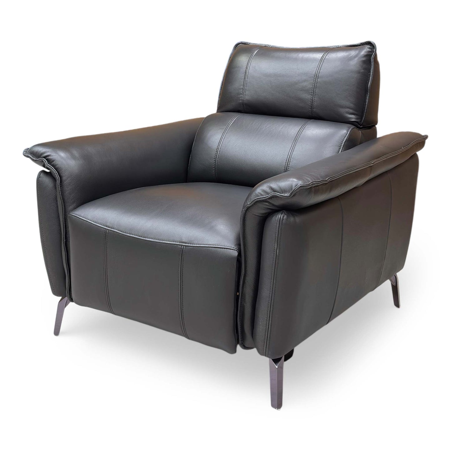 Side angle view emphasizing the plush cushioned armrests and supportive backrest of the ‘Jude’ Oslo power recliner.