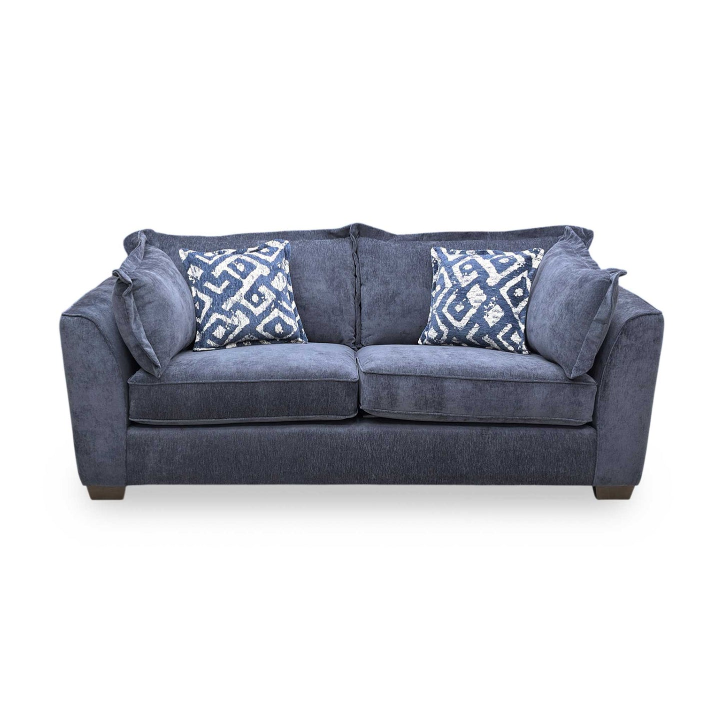 Front view of the Finchley sofa, emphasizing the classic proportions and the graceful, supportive curve of the backrest and armrests.