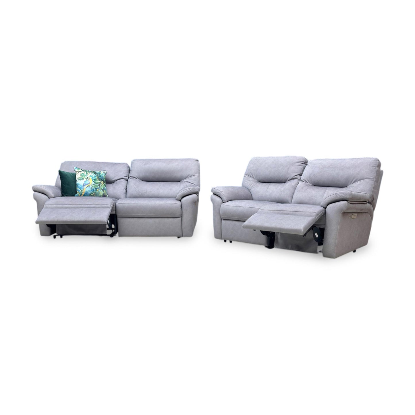 Extending shot of the soft curves and superb cushioning of the Seattle A124, designed for a medium comfort level sit.