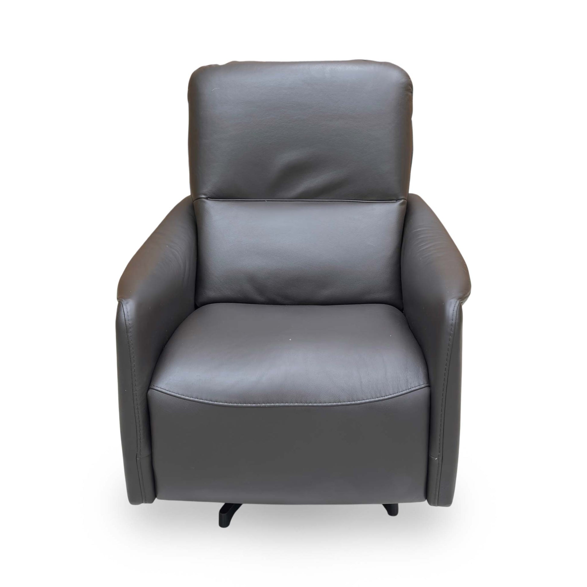 Fronal view of the chair focusing on the padded armrests and sleek swivel base.