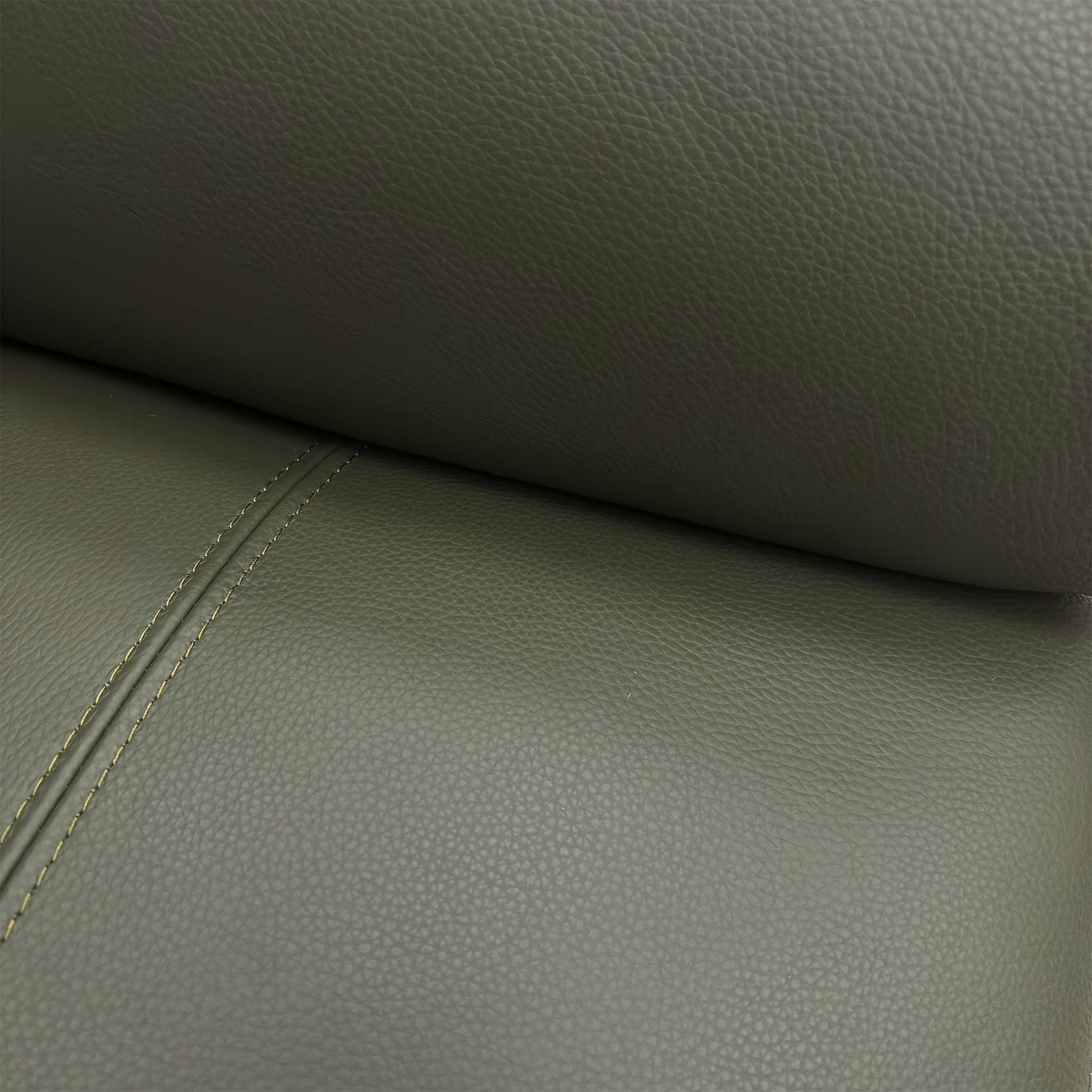 ‘Winner’ Oslo Cat-40:10 Oslo Pine Green Leather Armchair