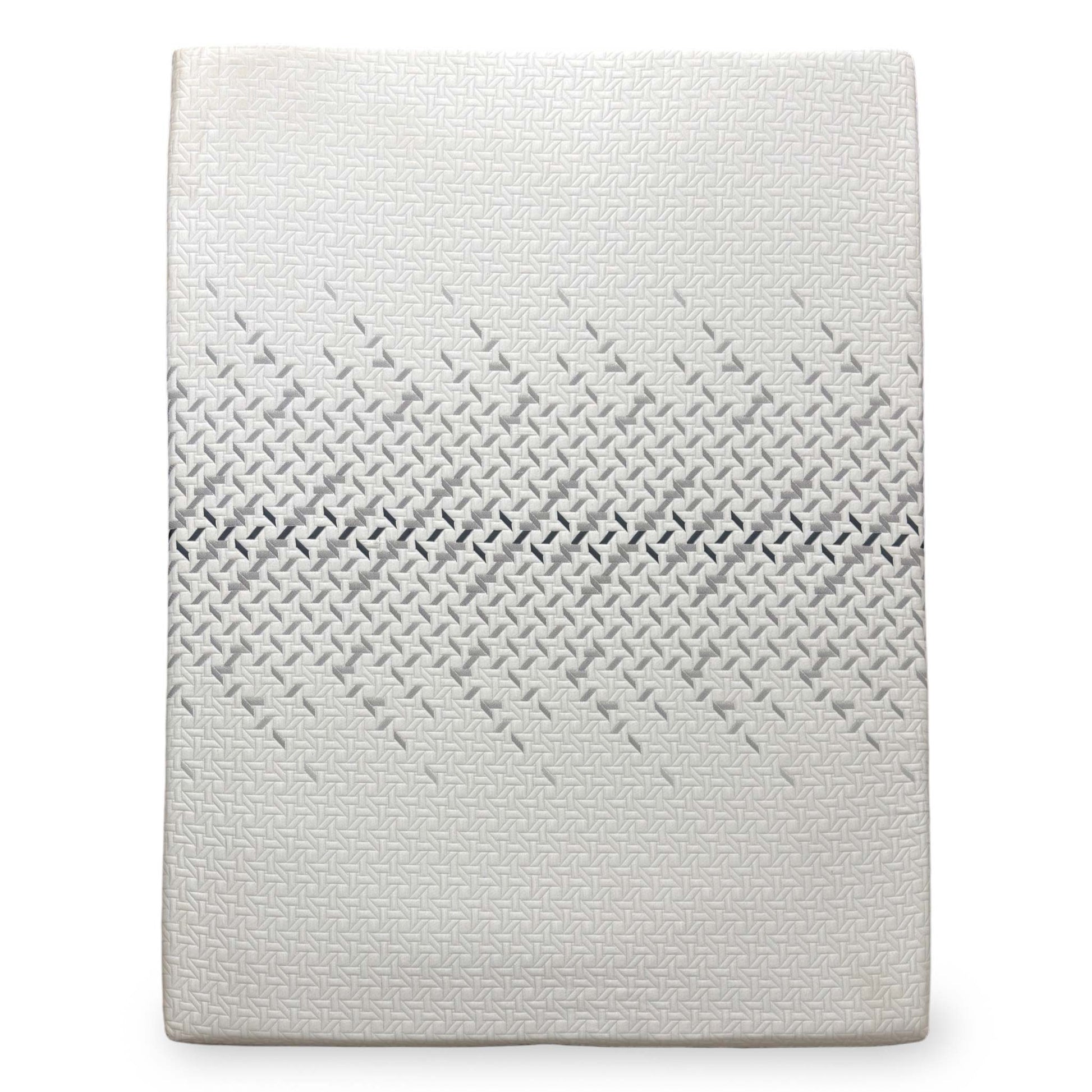 Full view of the Nectar Ultra Cool Hybrid King Mattress, featuring a premium 29cm deep profile with a cool-to-the-touch white quilted cover and grey side panels.