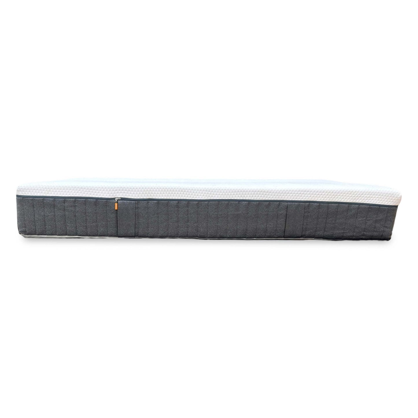 Side view of the Emma Original, showcasing the removable, machine-washable hypoallergenic cover and the premium 25cm deep foam construction.