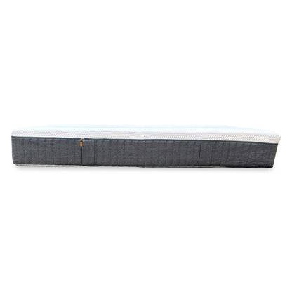 Side view of the Emma Original, showcasing the removable, machine-washable hypoallergenic cover and the premium 25cm deep foam construction.