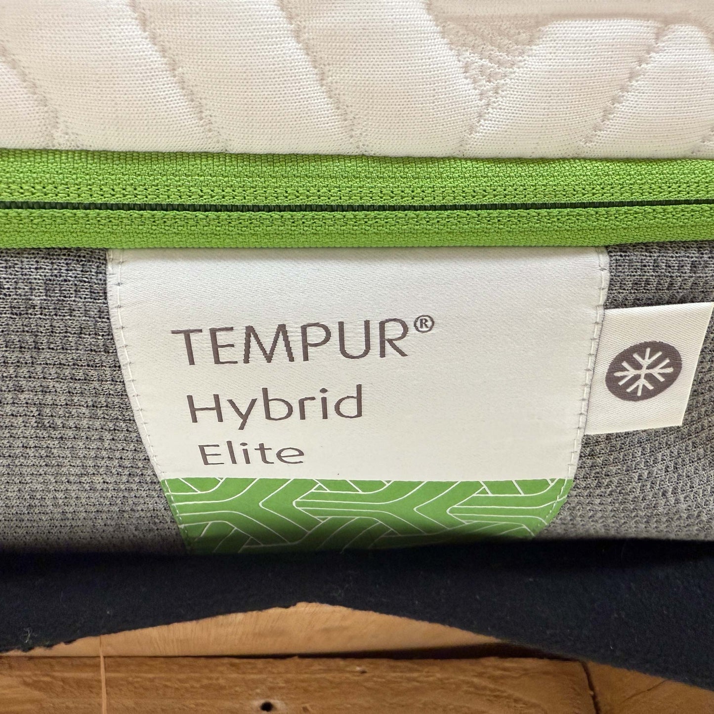 TEMPUR Hybrid Elite Medium Firm Tension Hypoallergenic Memory Foam Mattress - King