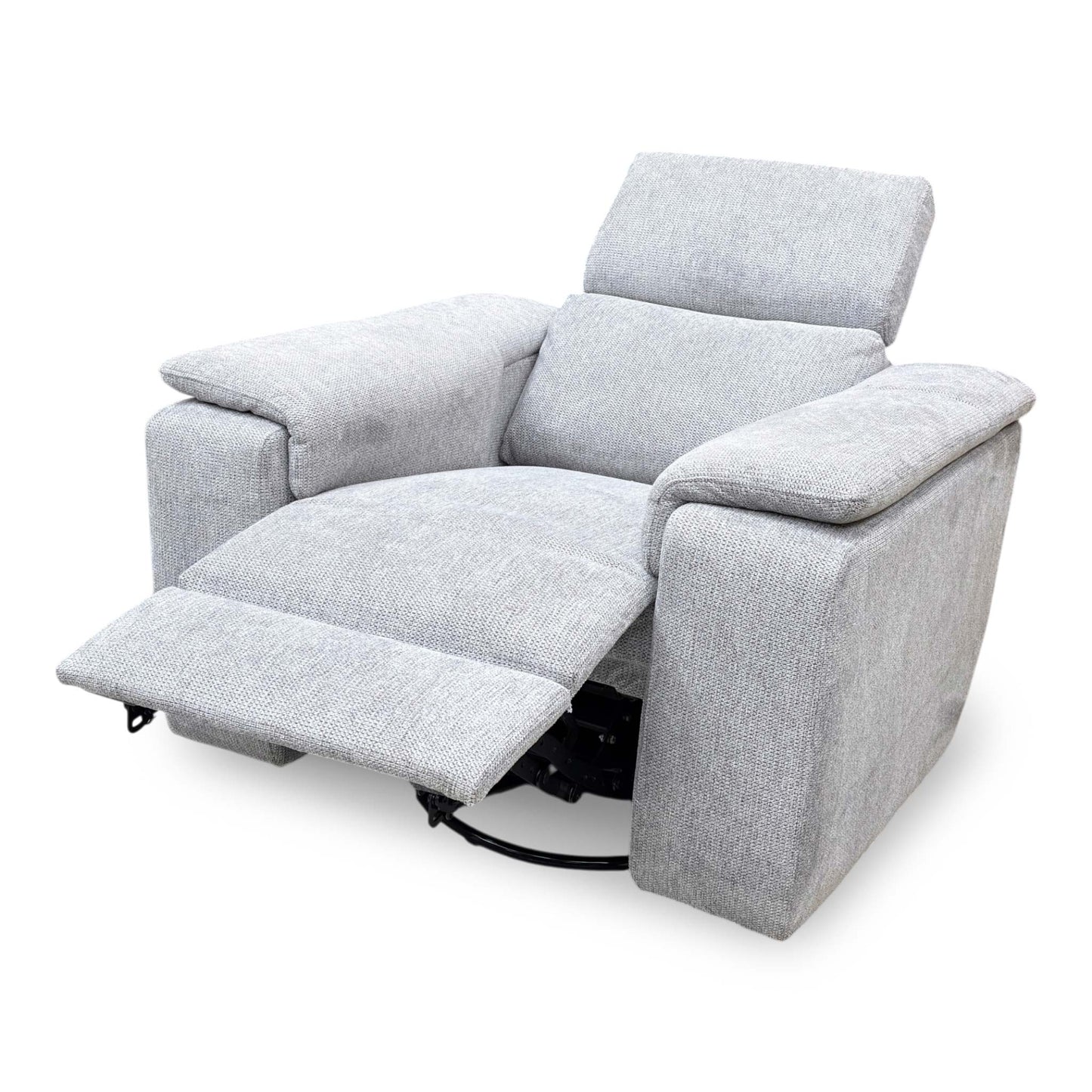 Side profile of the Nicoletti Davide armchair, emphasizing its sleek, modern lines, padded armrests, and integrated power control buttons.