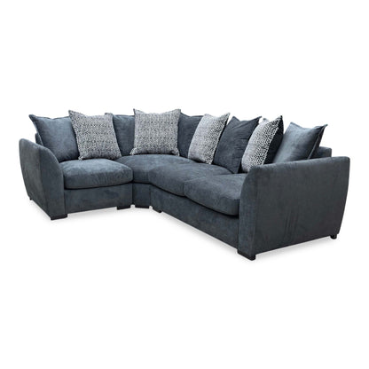 Side profile view of the Havana sofa, emphasizing the supportive angle of the backrest, clean double-arm design, and its sleek, modern profile.