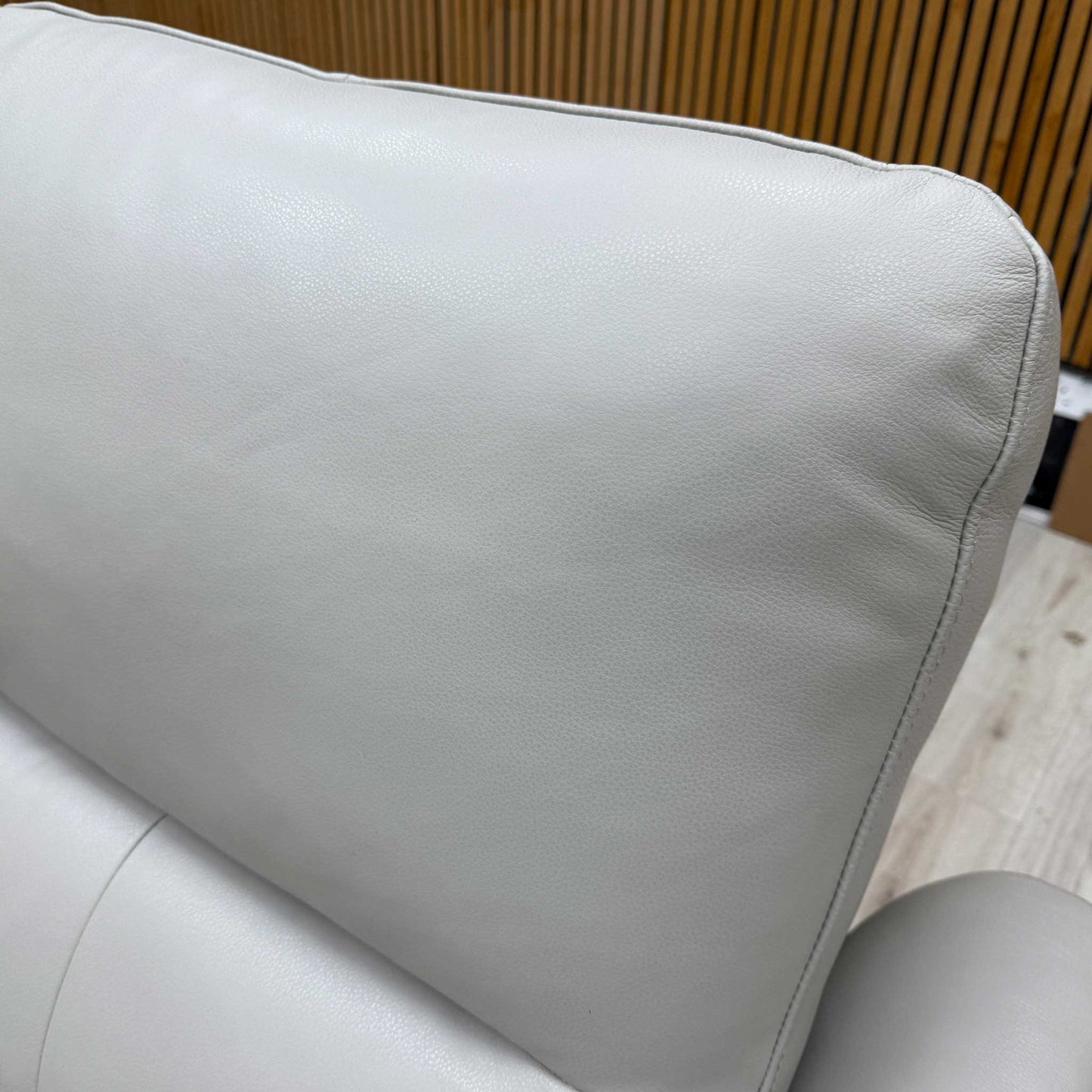 ‘Daytona’ Cat-60_23 Lead Grey Leather 2 Seater Power Recliner Sofa