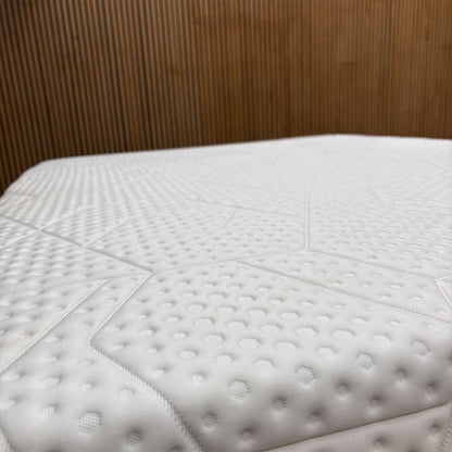 Emma Mattress Diamond Deluxe Hybrid Soft Tension Diamond Cool Foam Mattress - King Furniture Village