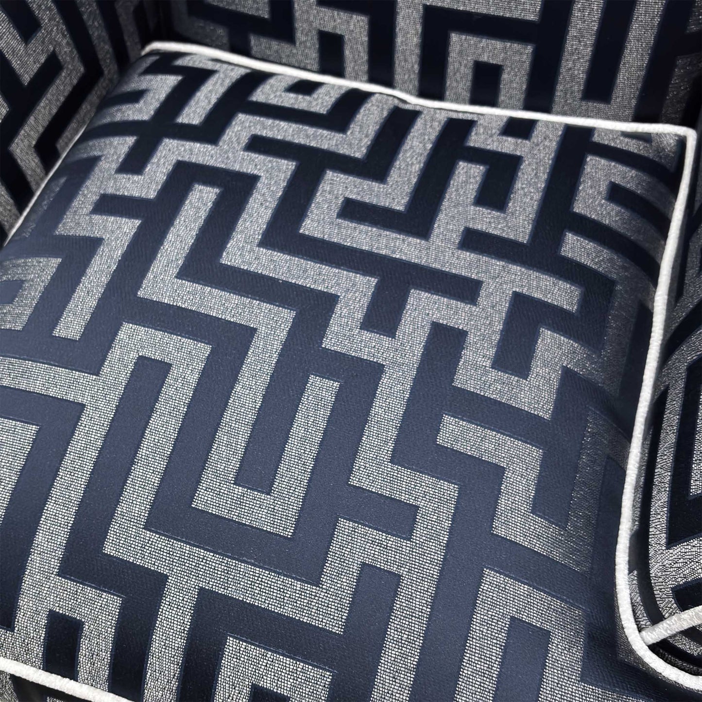Duresta ‘Princeton’ Britannica Midnight Blue Cp Eby:Stl Patterned Fabric Wing Chair