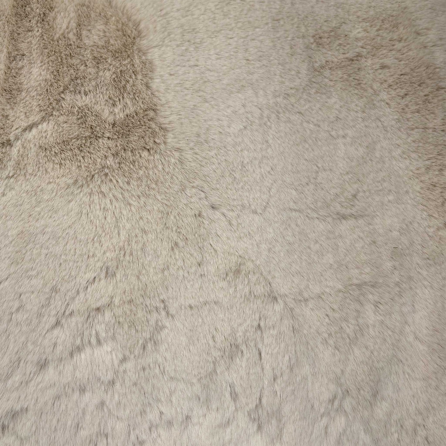 ‘Aura’ Kenzo Cream Lw Faux Fur Swivel Chair