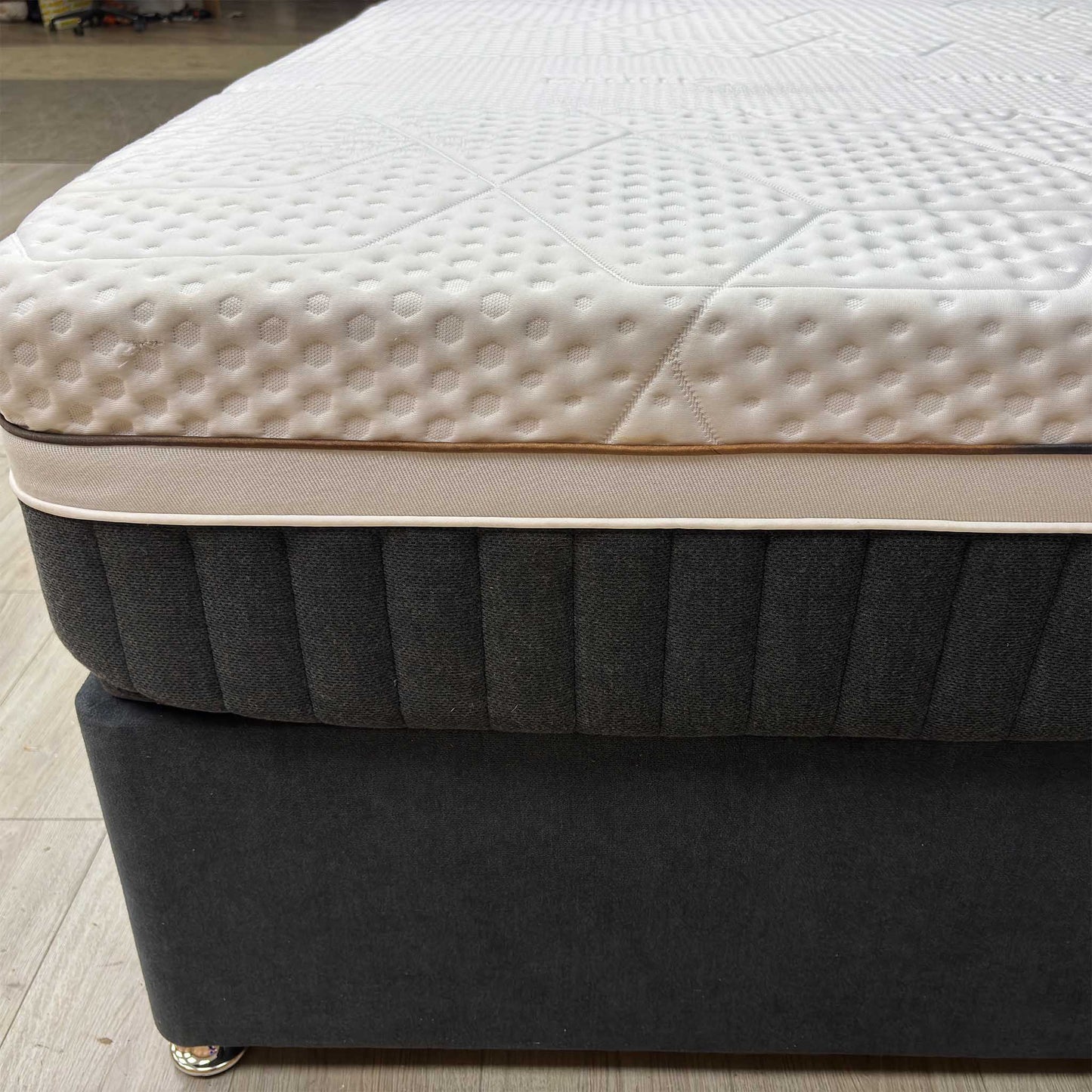 Emma Mattress Diamond Deluxe Hybrid Soft Tension Diamond Cool Foam Mattress - King