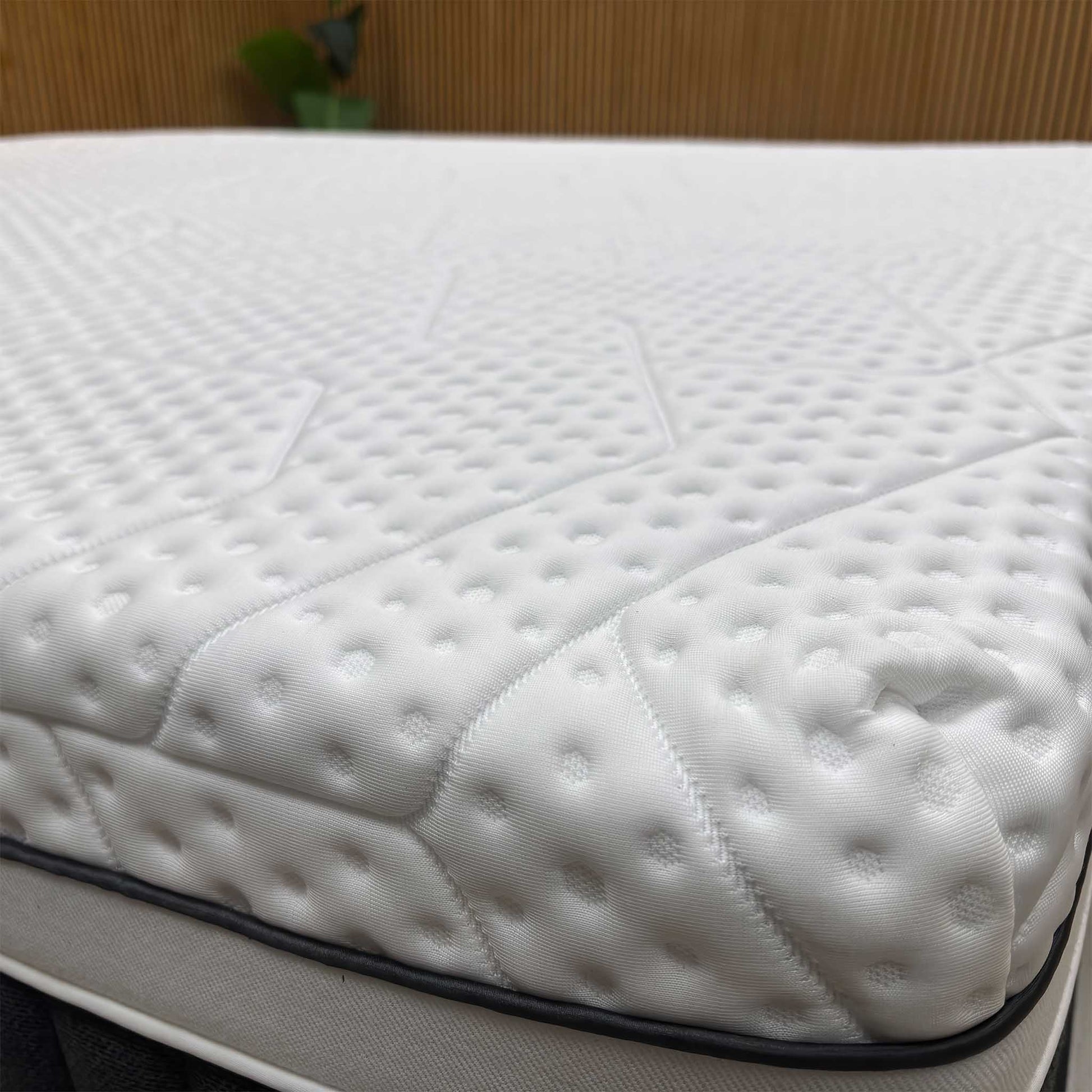 Emma Mattress Diamond Deluxe Hybrid Soft Tension Diamond Cool Foam Mattress - Super King Furniture Village