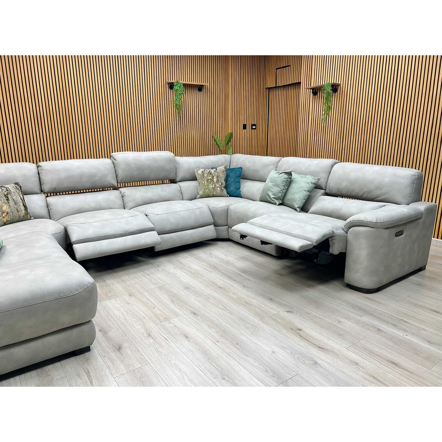 ‘Nova’ Bfa-Bey-R18 Beige Suede Fabric XL Power Recliner Left Hand Facing Chaise End Corner Sofa Furniture Village