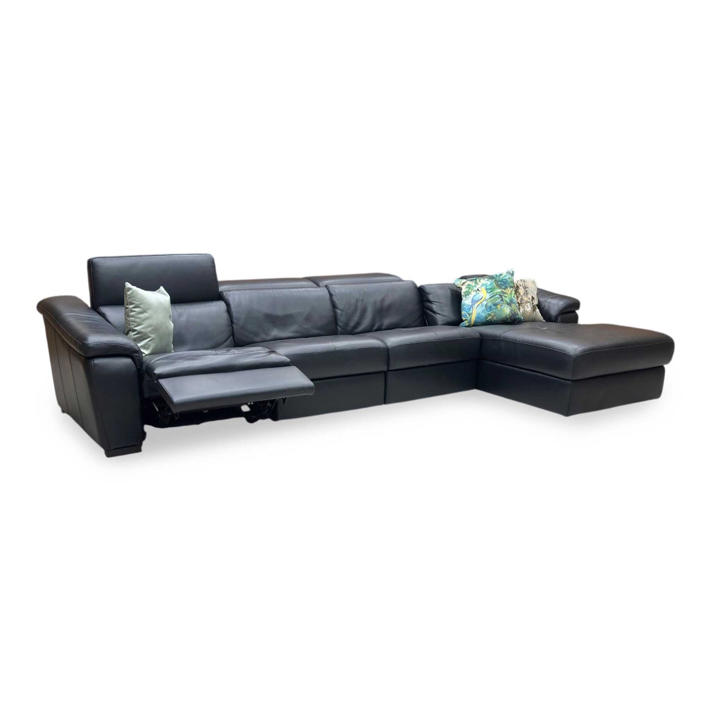 Nicoletti ‘Galileo’ Botero Nero Black Leather Right Hand Facing Power Recliner Chaise End Sofa with Power Headrests + Armless Unit