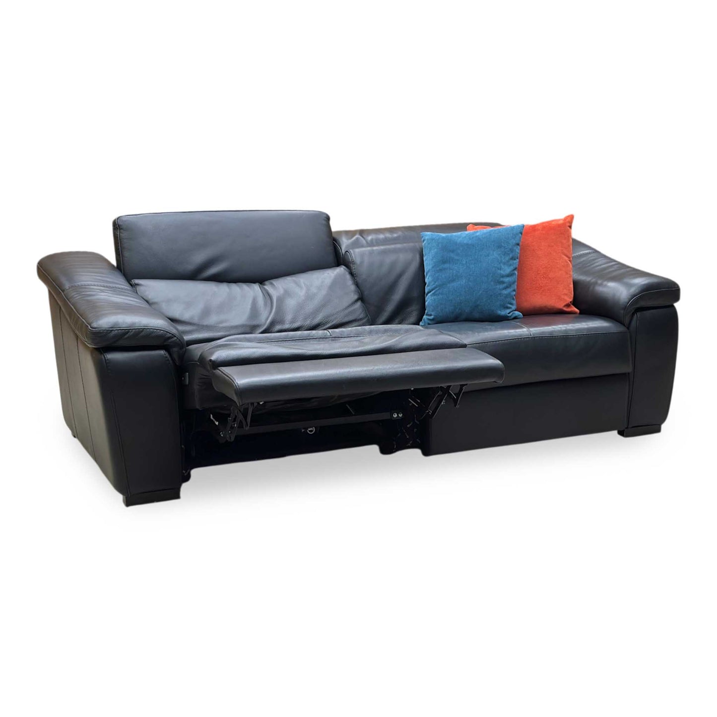 Nicoletti ‘Galileo’ Botero Nero Black Leather 3 Seater Power Recliner Sofa with Power Headrests