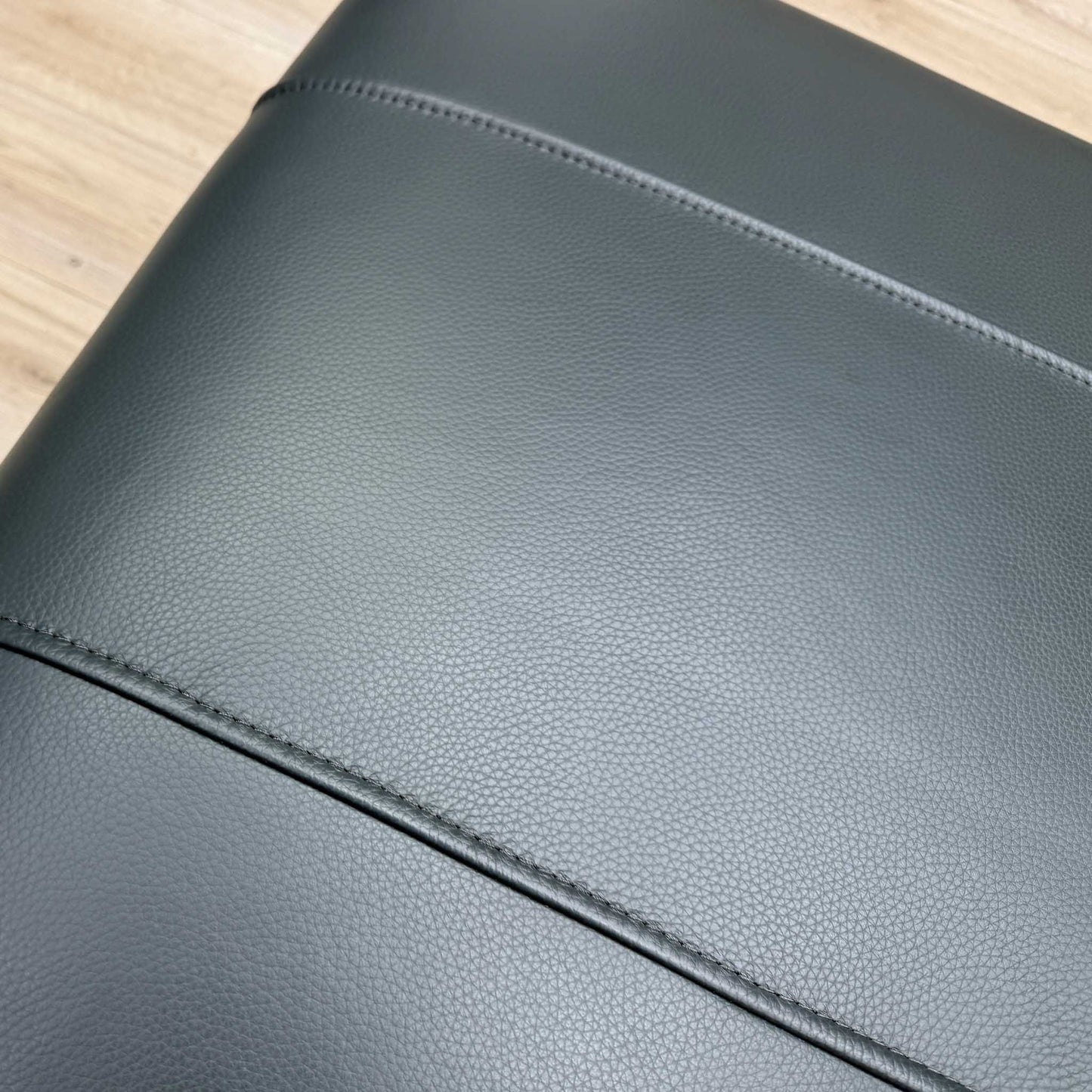 'Winner' Peacock Green Cat-40-09 Leather Storage Footstool