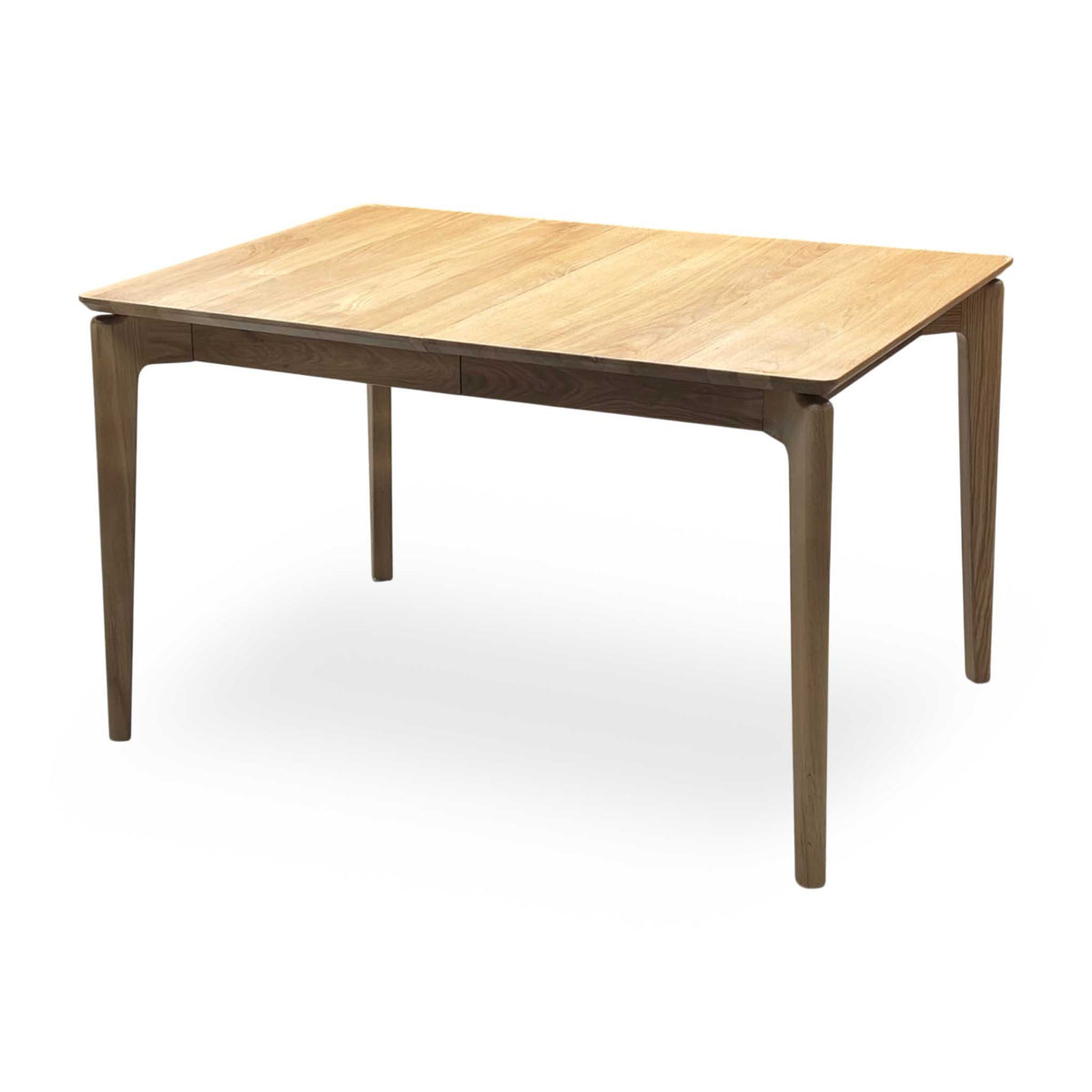 'Hadley' Medium Oak Veneer Small Extending Dining Table
