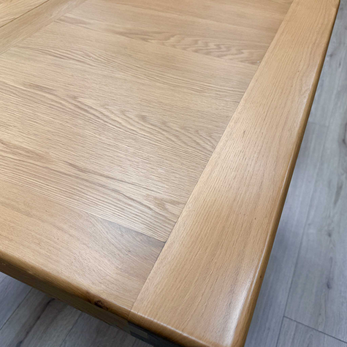 ‘Delaney’ Light Oak Solid Oak Small Extending Dining Table