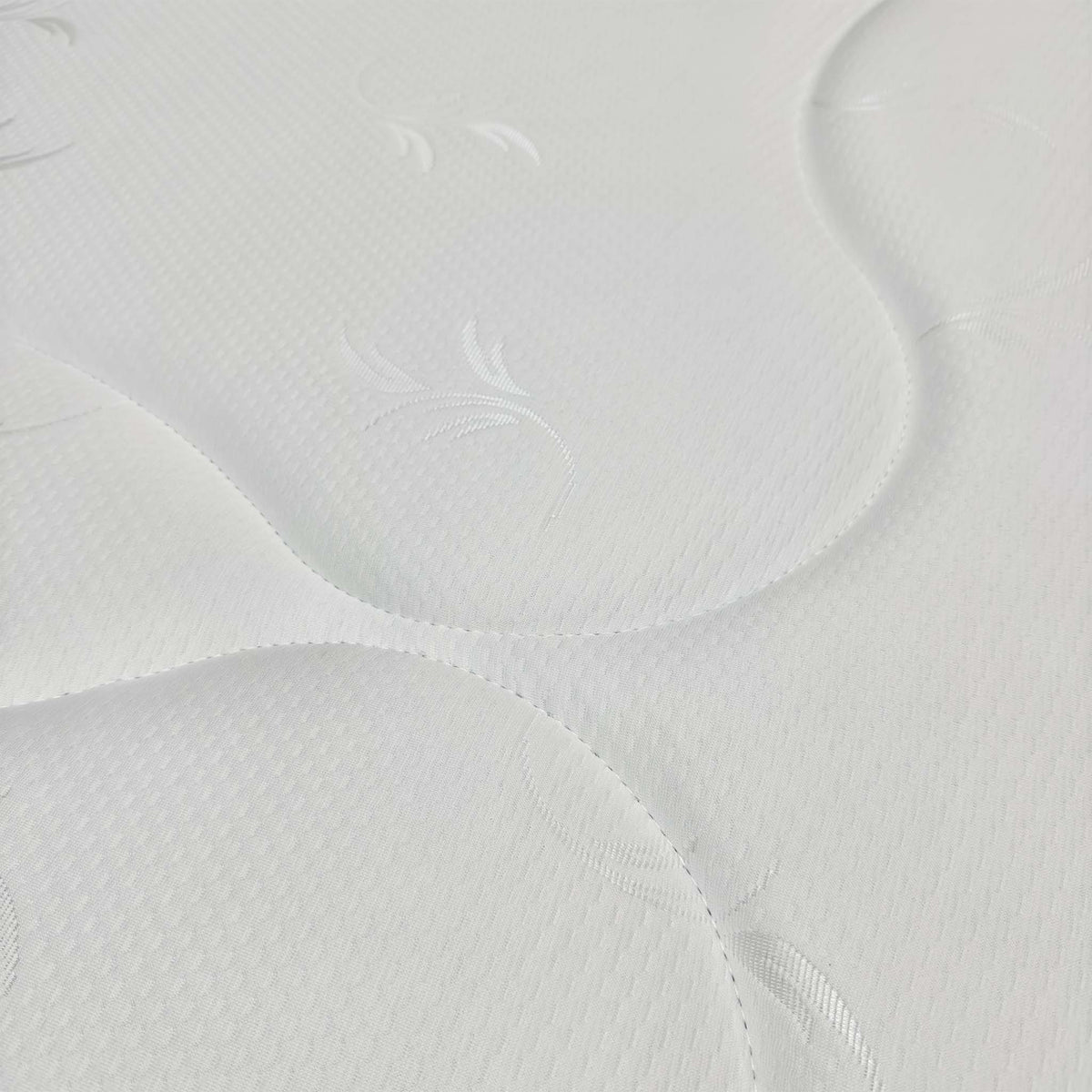 Close-up of the stitched leaf pattern on the top panel of the Daydream 800 pocket mattress