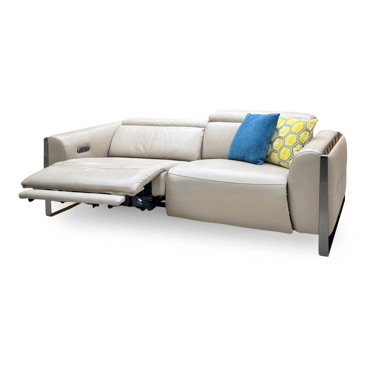 'Gisella' Cat-40:08 Oyster Leather 3 Seater Power Recliner Sofa with Power Headrests