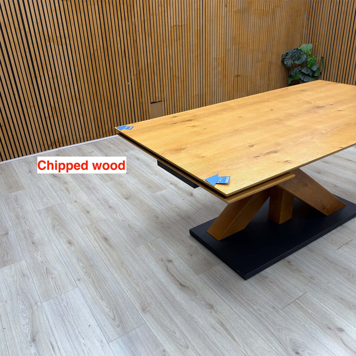 ‘Aydin’ Solid Oak Large Extending Dining Table
