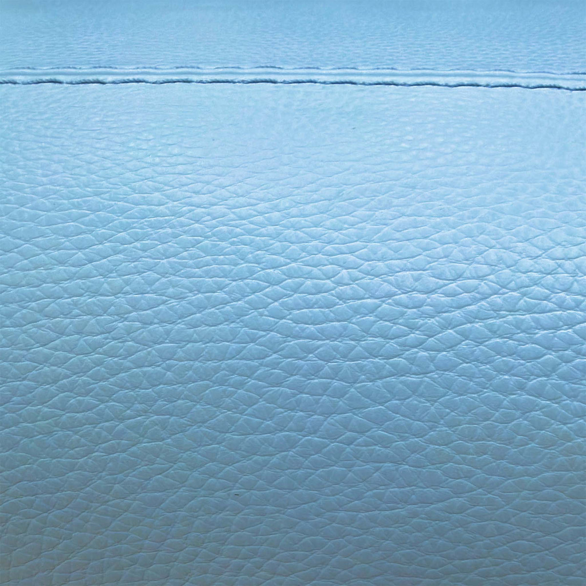 Nicoletti ‘Yari’ Pelle Botero 2167 Cielo Sky Blue Leather Storage Footstool